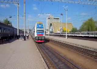Отправление электропоезда Skoda из Луганска